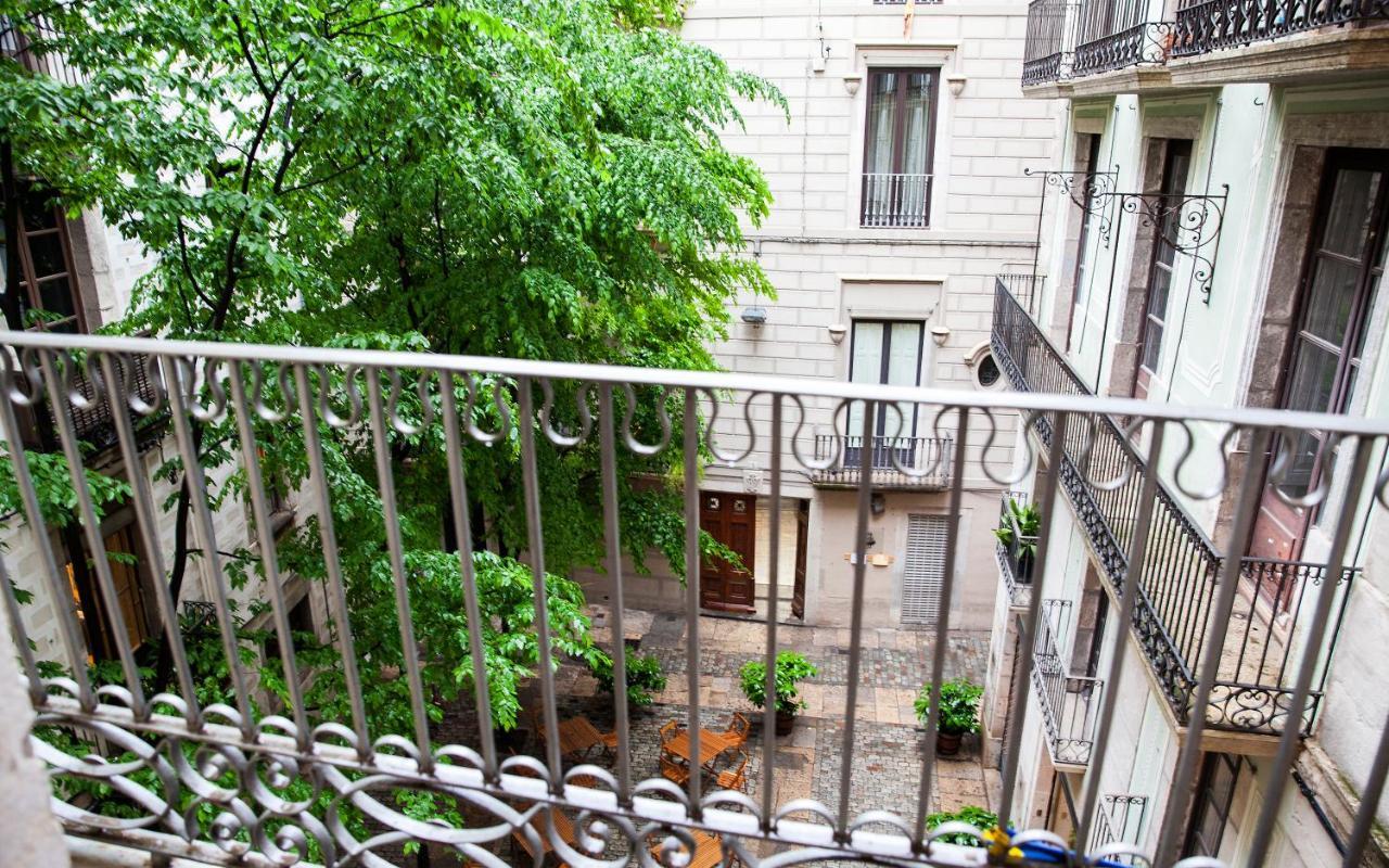 B&B Placa Bell-Lloc 지로나 외부 사진